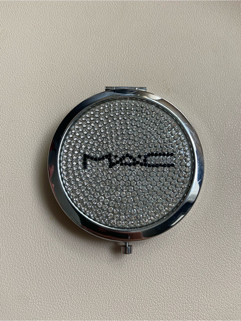 MAC rhinestone mirror compact NEW